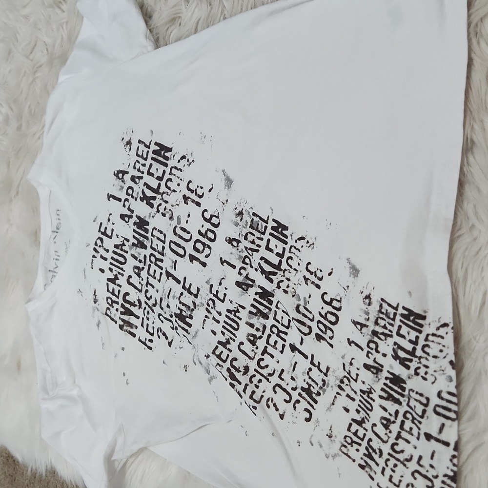 Men's Calvin Klein shirt- medium